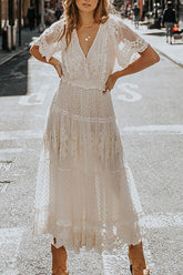 Weißes Maxikleid im Bohemian-Stil mit Spitzenstickerei